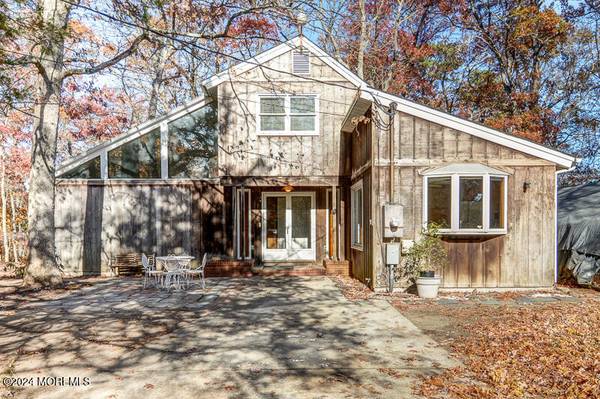 66 Dugan Lane, Toms River, NJ 08755