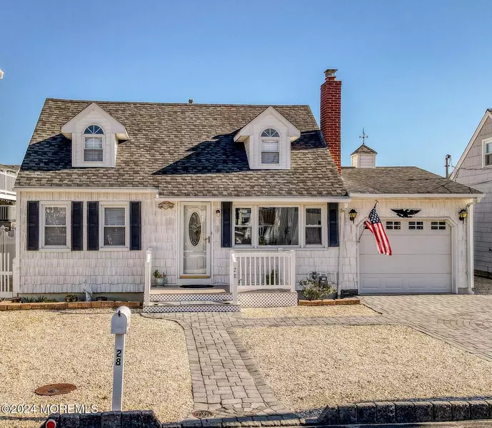 28 Robert Drive, Beach Haven West, NJ 08050