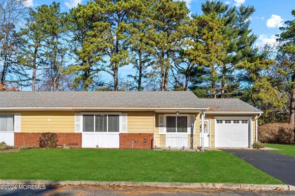 8 Alaska Avenue #A, Manchester, NJ 08759