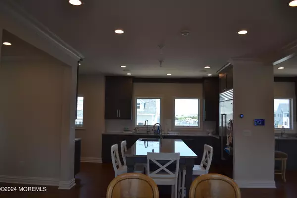Mantoloking, NJ 08738,301 Schooner Lane