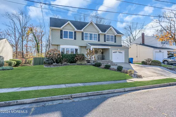 Metuchen, NJ 08840,42 Edith Avenue