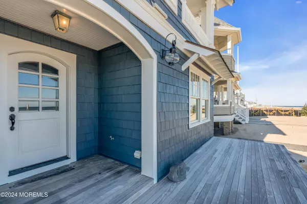 Manasquan, NJ 08736,289 Beachfront