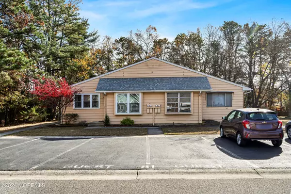 Whiting, NJ 08759,81 Franklin Lane