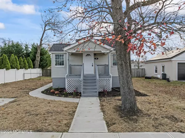 Keansburg, NJ 07734,34 Maplewood Avenue