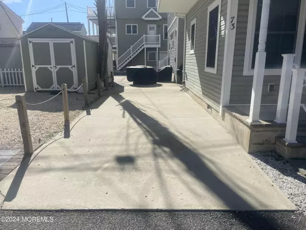 Lavallette, NJ 08735,73 Channel Way