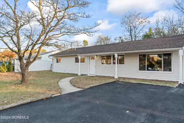 404 Brookforest Drive, Toms River, NJ 08757