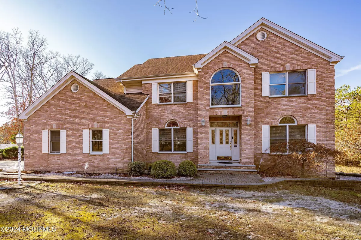 Manahawkin, NJ 08050,9 Ranch Boulevard