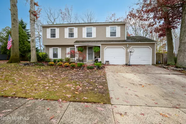 12 Weymouth Drive, Howell, NJ 07731