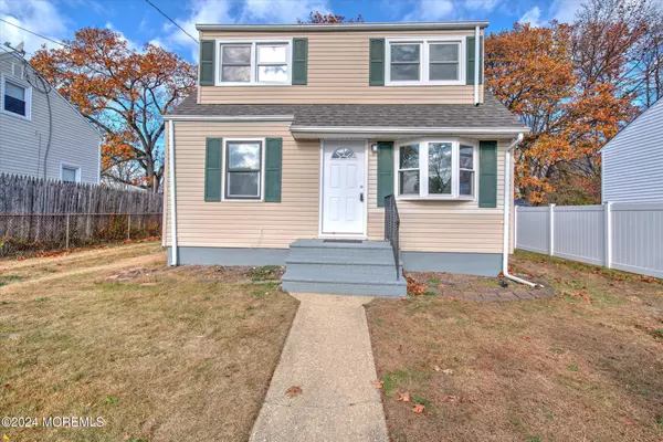 Hazlet, NJ 07734,7 Trumen Place