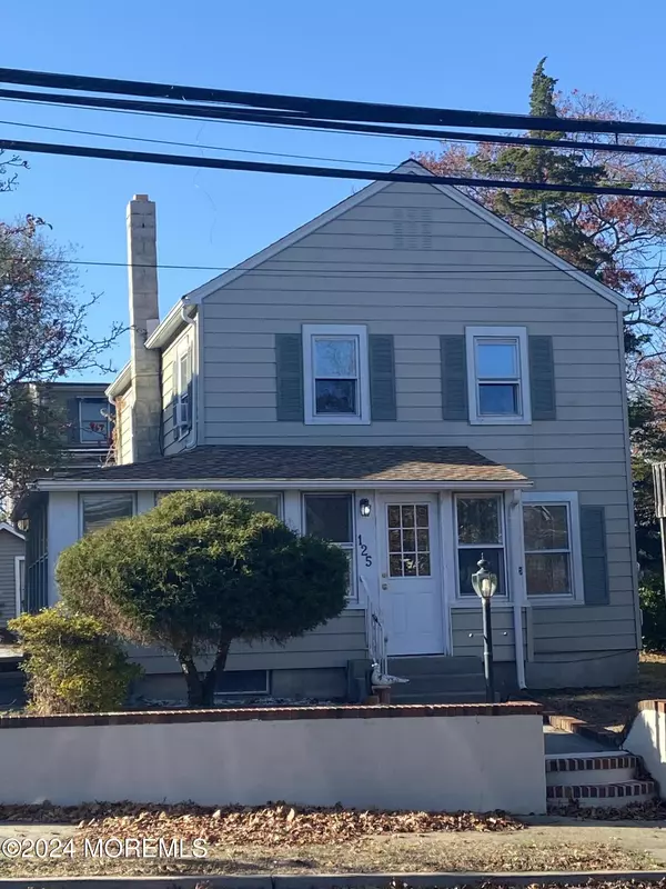 125 Central Avenue, Island Heights, NJ 08732