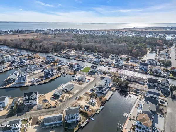 Forked River, NJ 08731,1129 Beach Boulevard