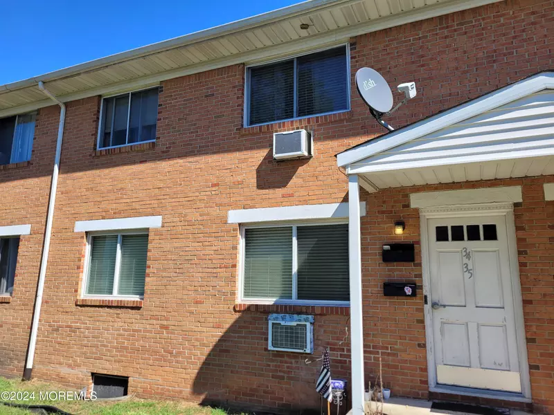 215 Washington Street #34, Toms River, NJ 08753