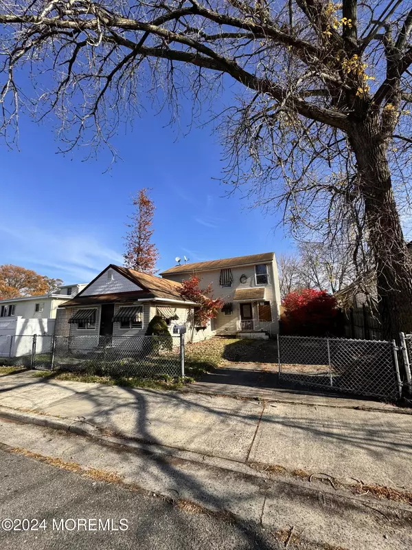 44 Ramsey Avenue, Keansburg, NJ 07734