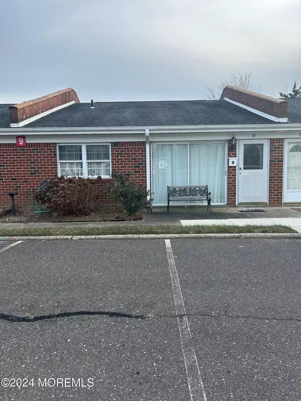 67 River Edge Drive #42, Brick, NJ 08724