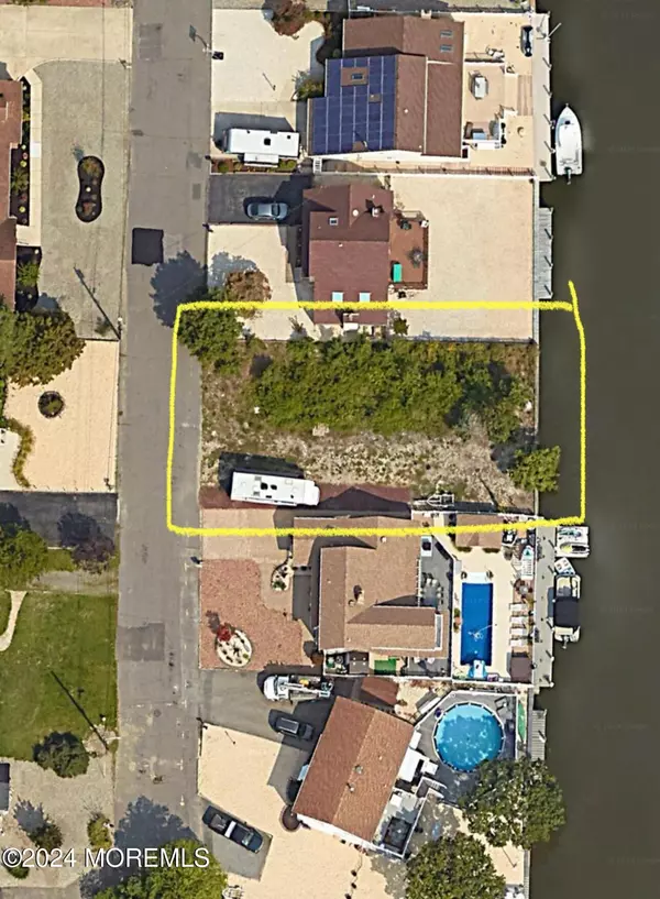 Brick, NJ 08723,7 Fontainebleau Drive
