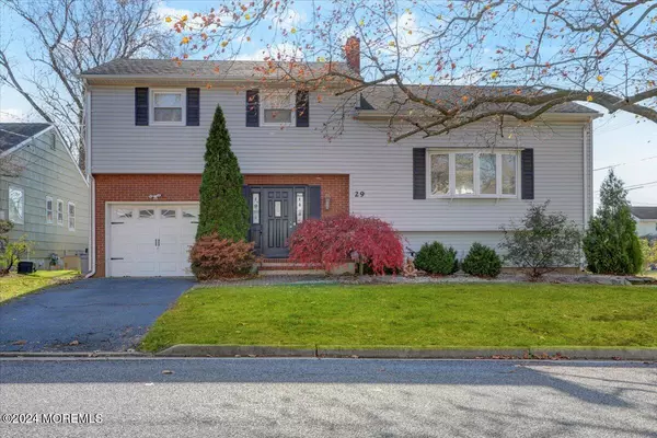 29 Alexander Avenue, Freehold, NJ 07728