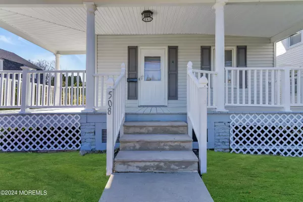 West Allenhurst, NJ 07711,508 Palmer Avenue