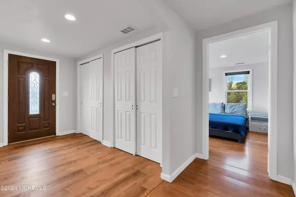 Point Pleasant Beach, NJ 08742,27 Arnold Avenue #REAR