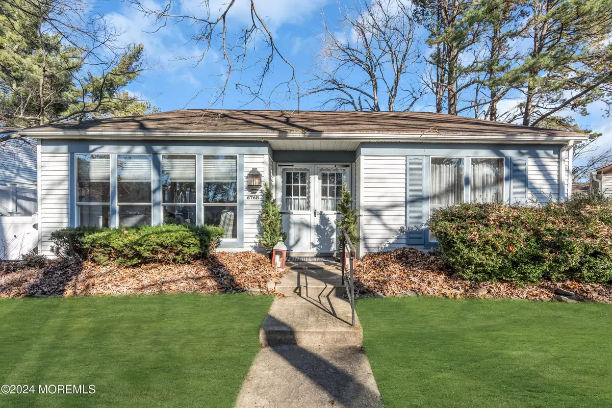 Manchester, NJ 08759,676 Buckingham Drive #B