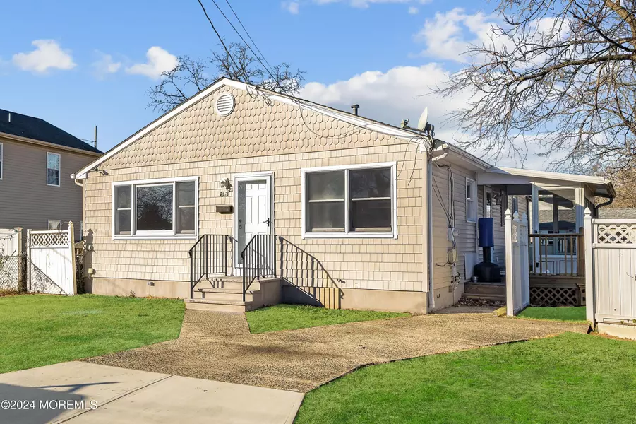 83 Lincoln Court, Keansburg, NJ 07734