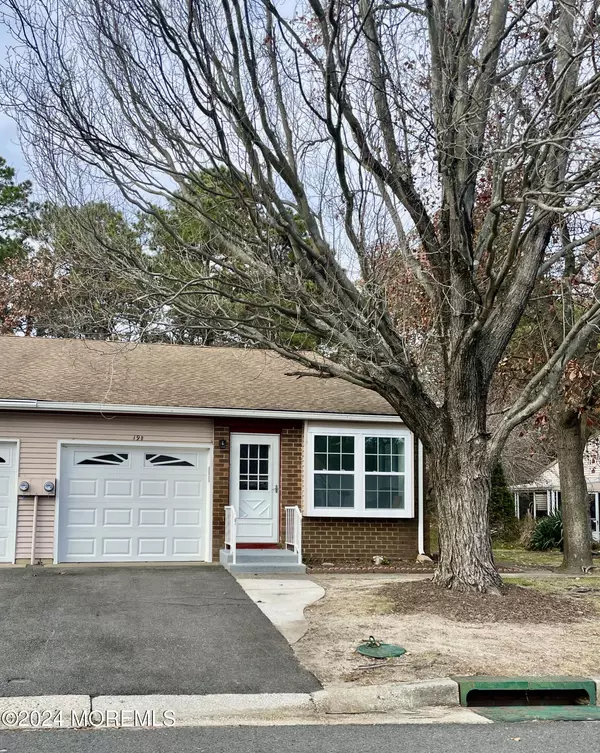 19 Maplewood Drive #B, Whiting, NJ 08759