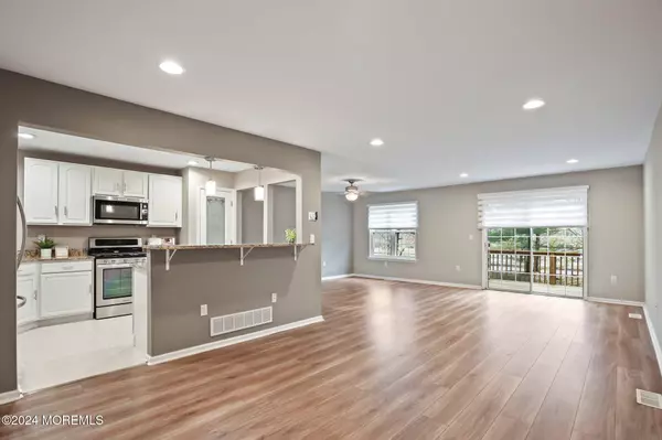 South Amboy, NJ 08879,20 Linda Court