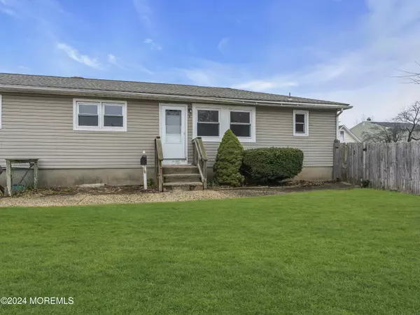 Keansburg, NJ 07734,225 Port Monmouth Road #B (Rear)