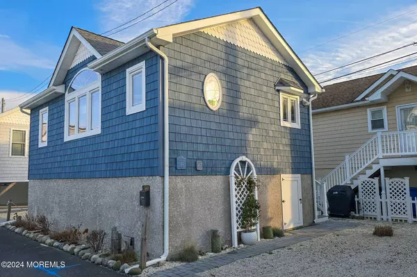 113 W Cove Way, Lavallette, NJ 08735