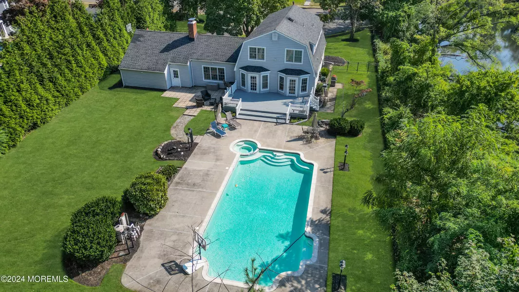 7 S Belle Drive, West Long Branch, NJ 07764