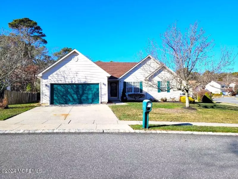 48 Stonegate Drive, Little Egg Harbor, NJ 08087