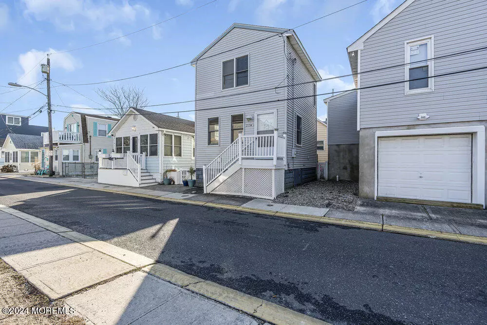 Seaside Heights, NJ 08751,235 Bay Terrace #A