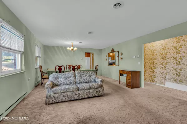 Whiting, NJ 08759,257 Laurel Place