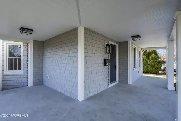 Spring Lake Heights, NJ 07762,709 Prospect Avenue