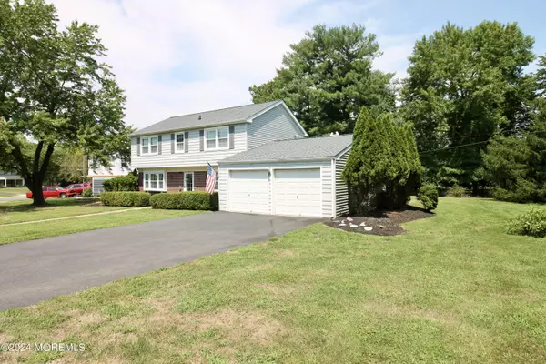 Aberdeen, NJ 07747,161 Ivy Hill Drive