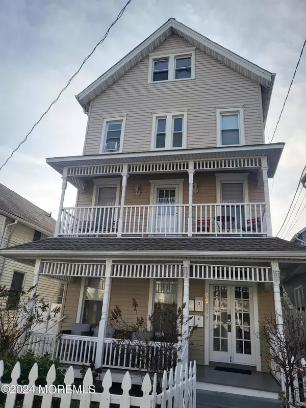 Ocean Grove, NJ 07756,22 Embury Avenue #3