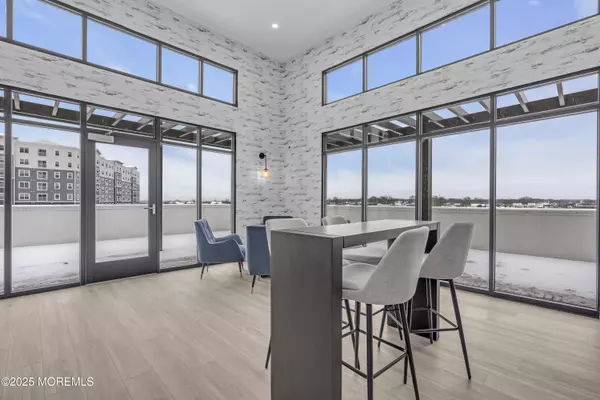 Keansburg, NJ 07734,19 Carr Avenue #313