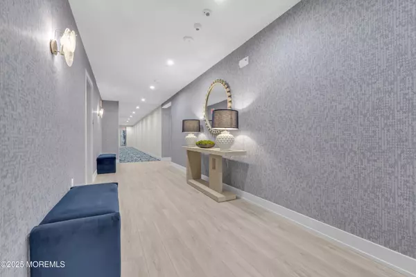 Keansburg, NJ 07734,19 Carr Avenue #315