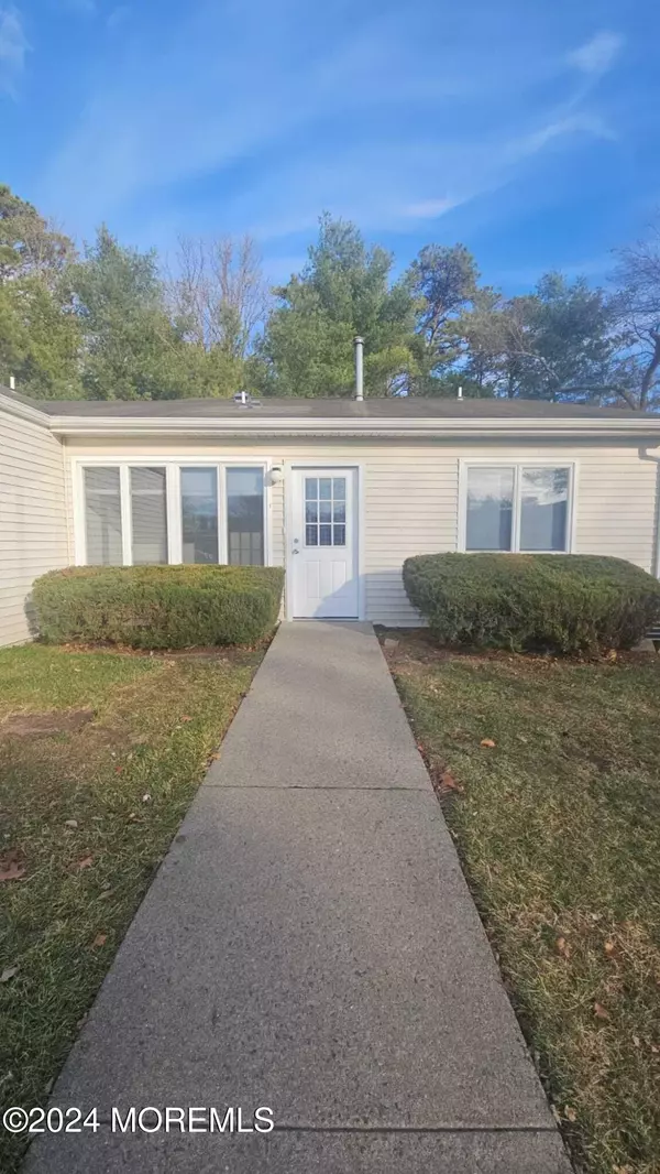 1700 NJ 37 W #123-03, Toms River, NJ 08757