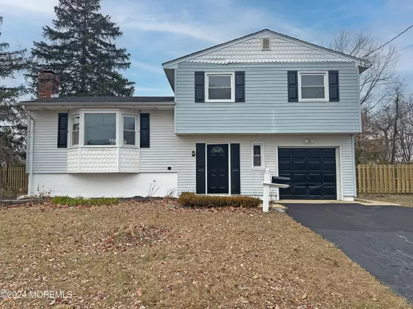 11 Calt Drive, Hazlet, NJ 07730