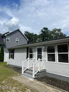 Manahawkin, NJ 08050,1208 Windlass Drive