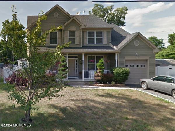 1641 Birmingham Avenue, Toms River, NJ 08757