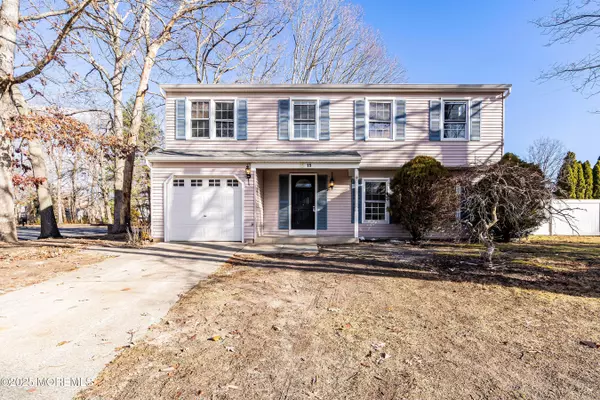 Howell, NJ 07731,15 Weymouth Drive