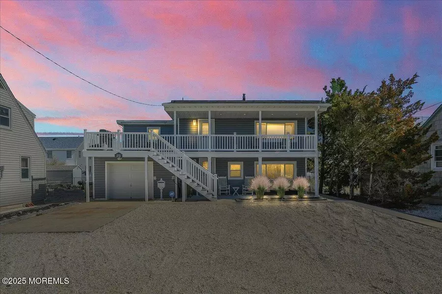 273 N 12th Street #Fl 1, Surf City, NJ 08008