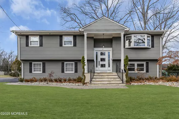 Morganville, NJ 07751,27 Hamilton Avenue