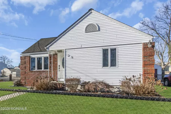 Keansburg, NJ 07734,23 Snyder Avenue