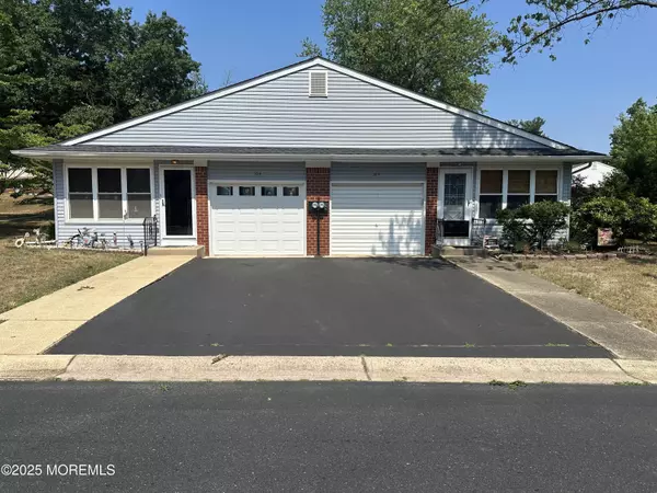 Whiting, NJ 08759,10 Snowberry Lane