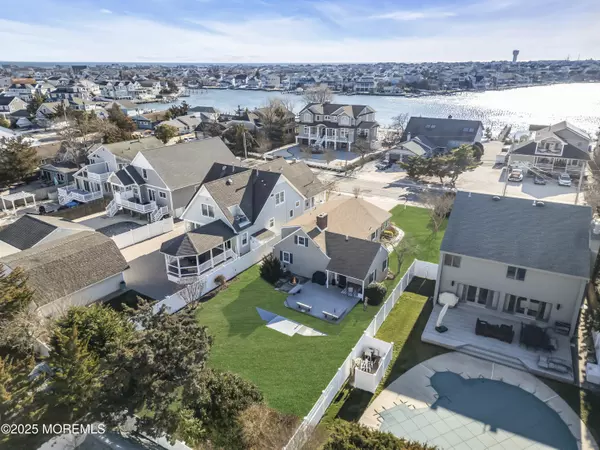 Lavallette, NJ 08735,31 Dickman Drive