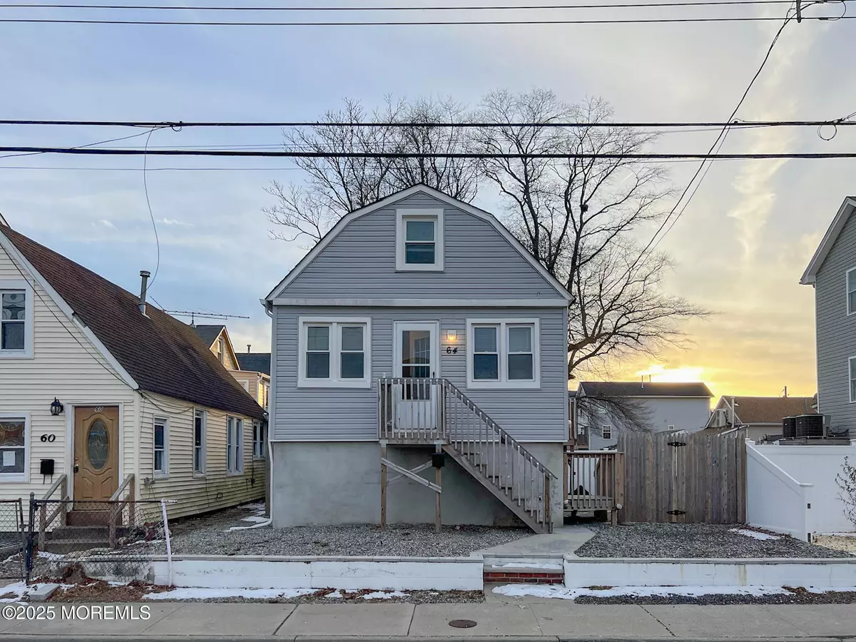 Keansburg, NJ 07734,64 Center Avenue