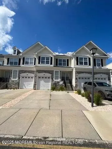 36 Brookfield Drive, Jackson, NJ 08527