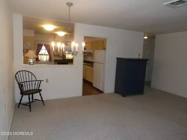 Lakewood, NJ 08701,987 Aberdeen Drive